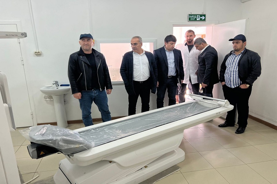Нариман Абдулмуталибов проинспектировал ход строительства социальных объектов в Тляратинском районе